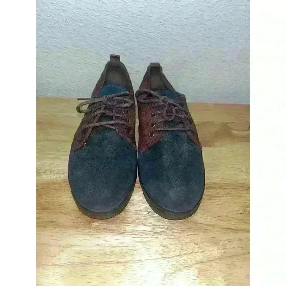 Bass Pro Sports Brown and Black Lace-Up Oxfords - Size 6 - Picture 1 of 10